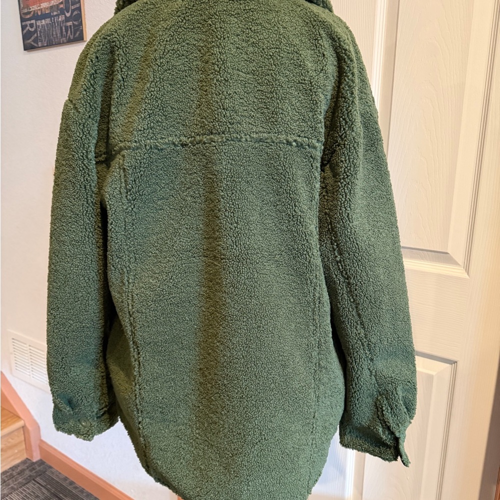 Amazon Essentials Forest Green Teddy Jacket NWT - image 5
